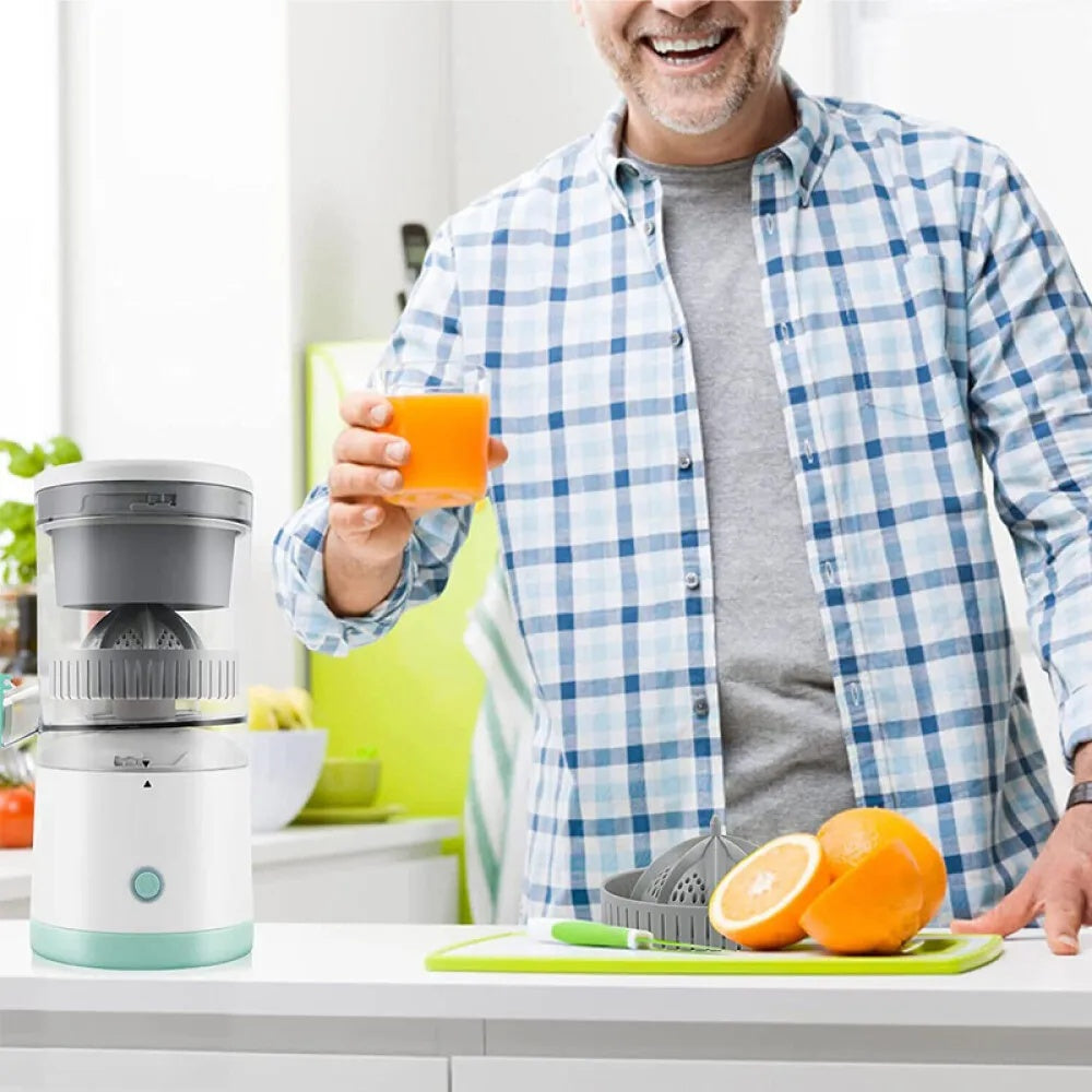 Portable Electric Citrus Juicer: Squeeze Fresh Fruit Juice Anywhere